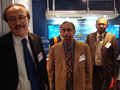 Namasté BIOTechnikum: Dr. Maharaj Kishan Bhan, Regierungssekretär für Biotechnologie im indischen Ministerium für Wissenschaft und Technologie (links), mit indischer Delegation zu Besuch im rollenden Labor.
