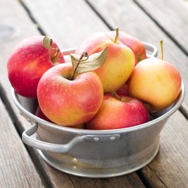 Bild zeigt: Obstkorb mit Äpfeln