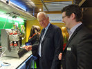 Am Freitag stattete außerdem Cajus Caesar, der Bundestagsabgeordnete des Kreises Lippe, dem Biotech-Truck einen Besuch ab, …